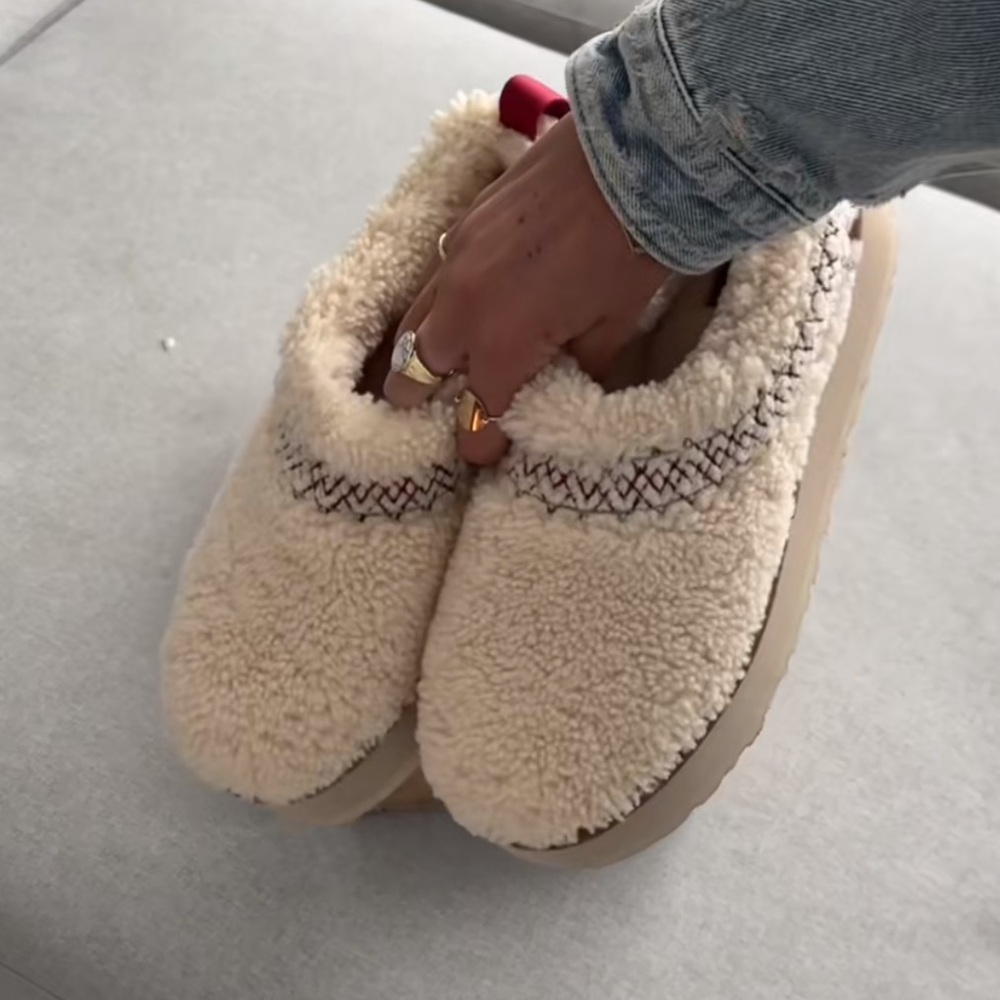UGG Cream and Tan Platform Shoes - Picture 3 of 12